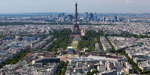 Stations de métro fermées, routes barrées… Comment circuler à Paris lors de la venue du Pape ?