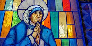 Madre Teresa: La maestra que nunca dejó de enseñar