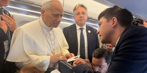 En glissant cette carte dans sa poche, le Pape a donné une immense espérance aux parents de Tugdual