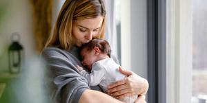 Un enfant de plus, un rêve qui devient trop coûteux pour les Français