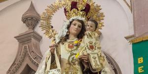 ¿Cómo nació la devoción de coronar a la Virgen María?
