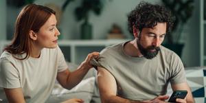 ¿Las redes sociales pueden afectar tu relación de pareja?