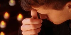 ¿La Biblia menciona el gesto de hacer la señal de la cruz?