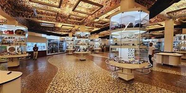 Aparecida: A sala das promessas onde a devoção se transforma em testemunho e fé