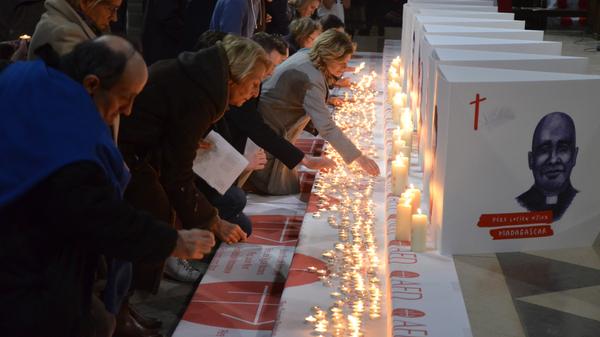 « Ne nous oubliez pas ! » : La Nuit des Témoins, un hommage aux chrétiens martyrs