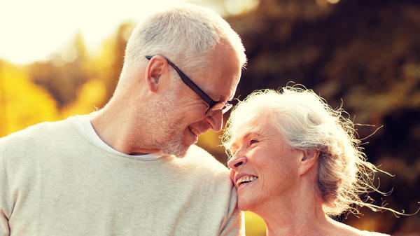 ELDERLY COUPLE