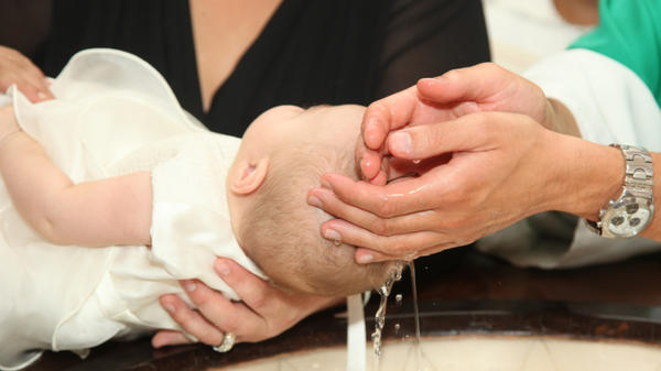 BAPTÊME, BÉBÉ