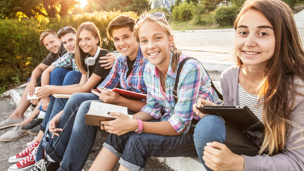 STUDENTS, HAPPY, OUTSIDE
