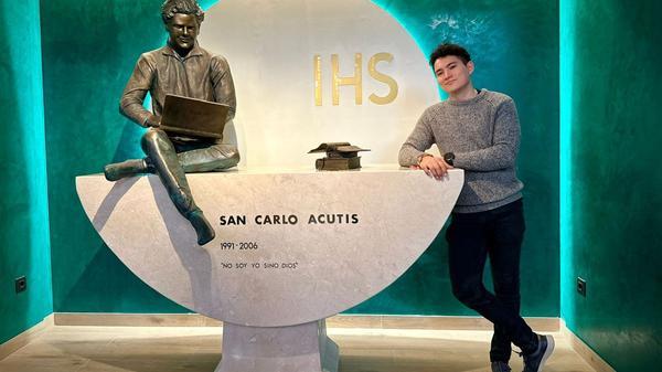 carlo acutis escultura en españa sebastian-Sanchez