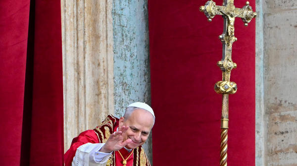 Leon-XIV-urbi-et-orbi-vatican-afp