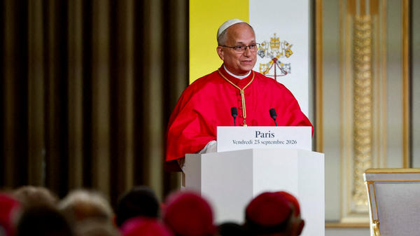 POPESVISITTOFRANCE-01-Pope-Leo-XIV-Elysee-Presidential-Palace-speech