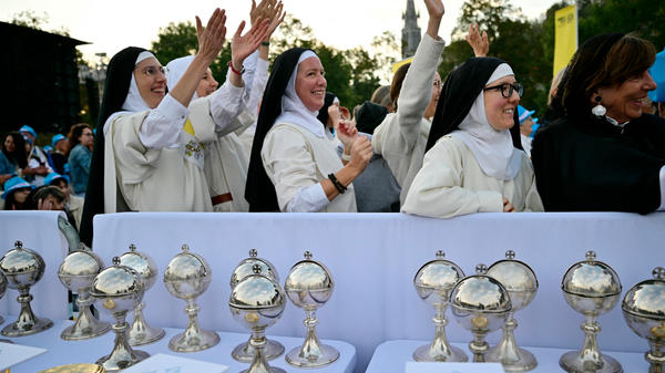 nuns-arrive-pope-leo-xiv-mass-sanctuary-our-lady-lourdes-france-september-27-2026