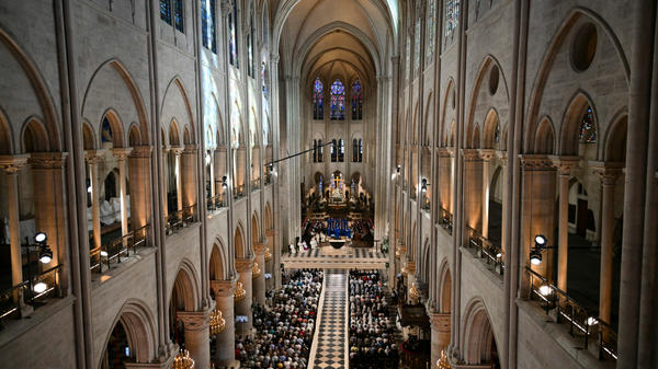 pope-leo-xiv-presides-over-solemn-vespers-notre-dame-cathedral-paris-france