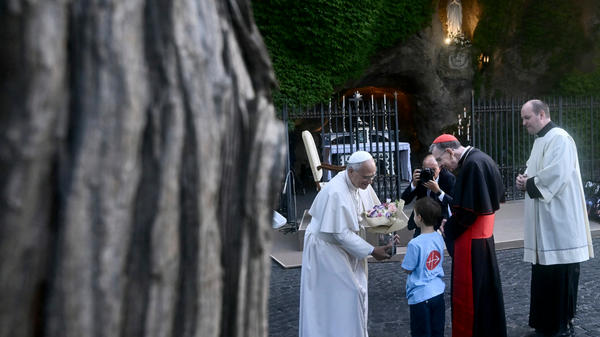 pope-leo-xiv-one-million-children-prayin-rosary-lourdes-grotto-vatican