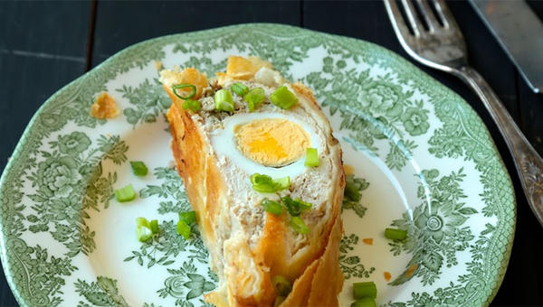 Pâté de Pâques aux oeufs durs