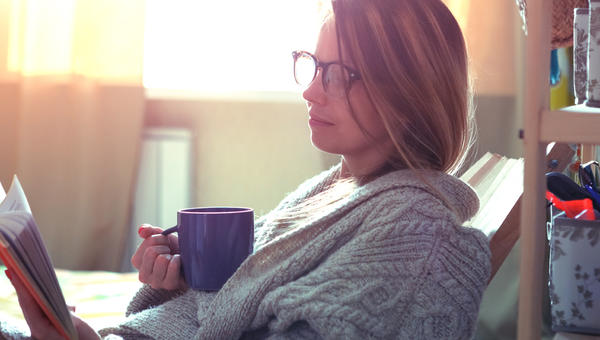 MORNING ROUTINE,COFFEE,READING