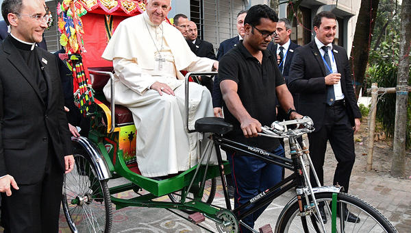 BANGLADESH-VATICAN-RELIGION-POPE