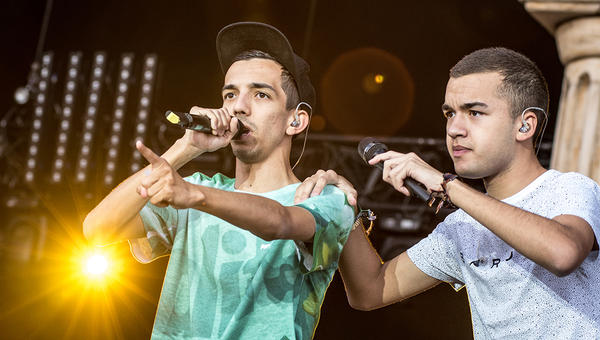 BIGFLO AND OLI