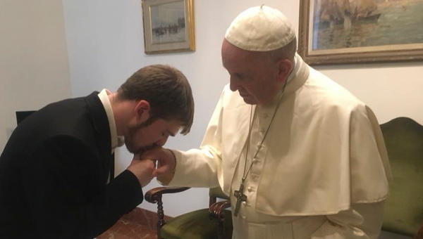 POPE FRANCIS MEETS THOMAS EVANS