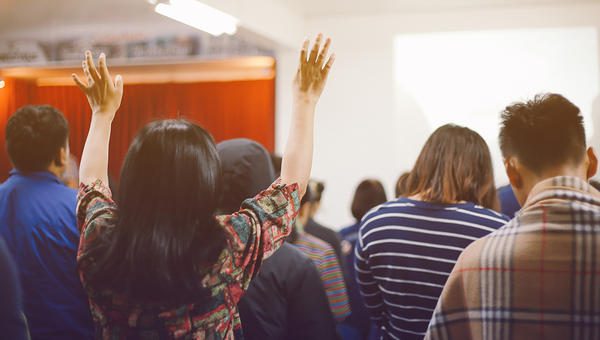 Católicos que trocam a Igreja por outras denominações