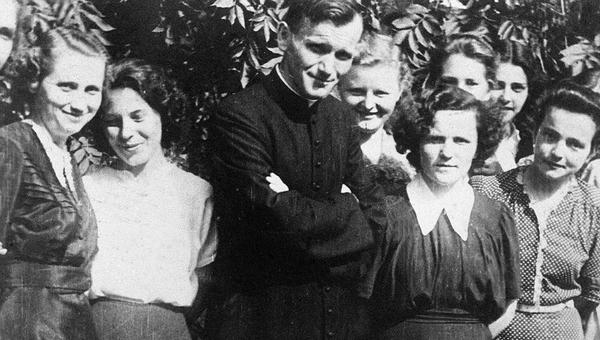 KSIĄDZ KAROL WOJTYŁA