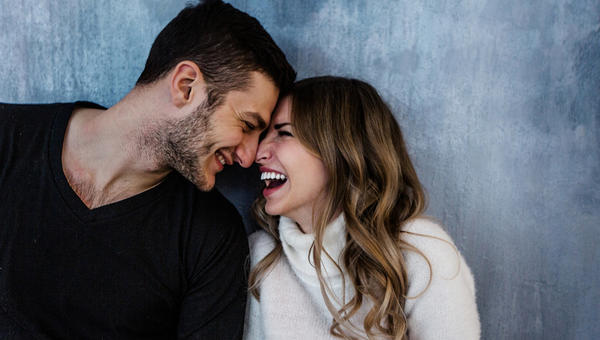 COUPLE LOVE