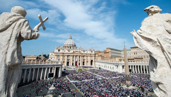 SAINT PETER'S SQUARE
