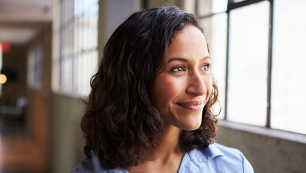 WOMAN SMILE