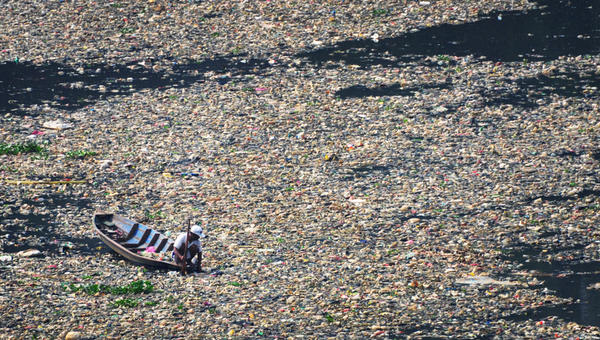 garbage river
