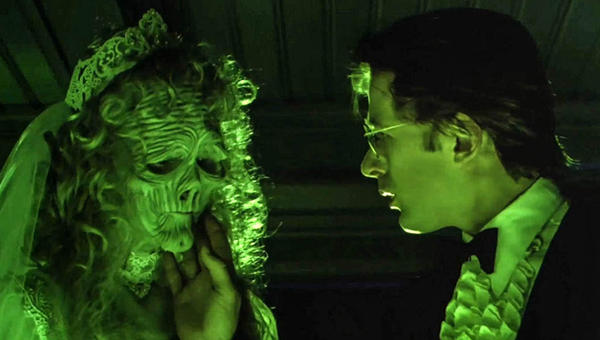 BEETLEJUICE MOVIE,GINA DAVIS,ALEC BALDWIN