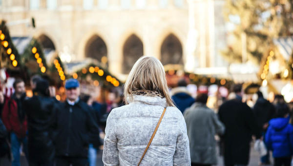 WOMAN, STREET