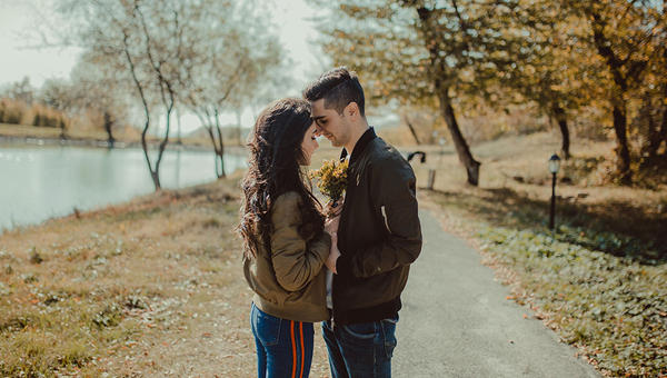 COUPLE