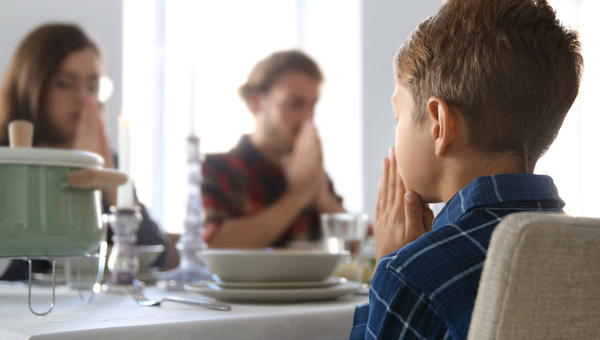 FAMILY, PRAYING, LUNCH;