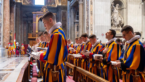 SWISS GUARD HOLY MASS OATH