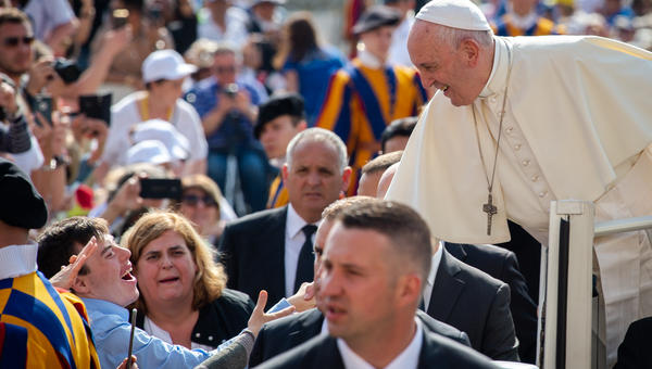 POPE AUDIENCE JUN 05