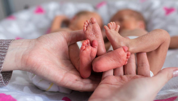 MOTHER, NEWBORN, TWINS