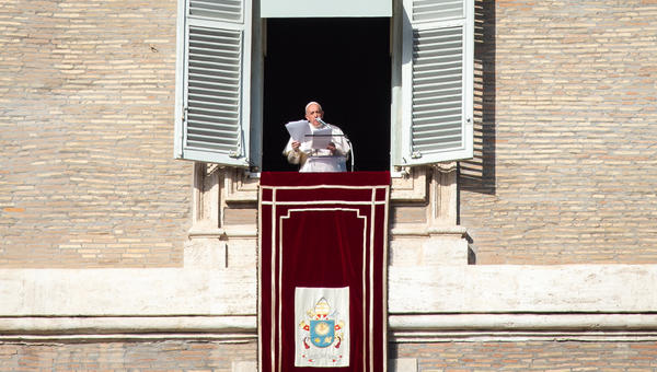 POPE ANGELUS