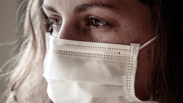 WOMAN, MEDICAL MASK,