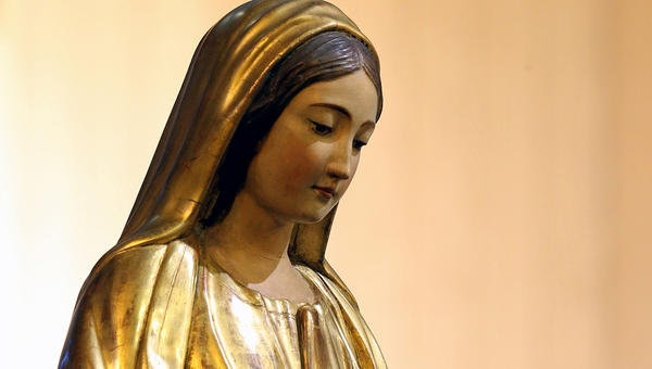 VIRGIN MARY STATUE