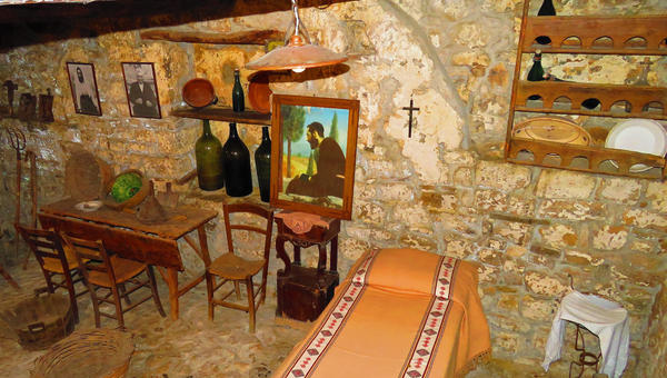 PADRE PIO FIRST HOME