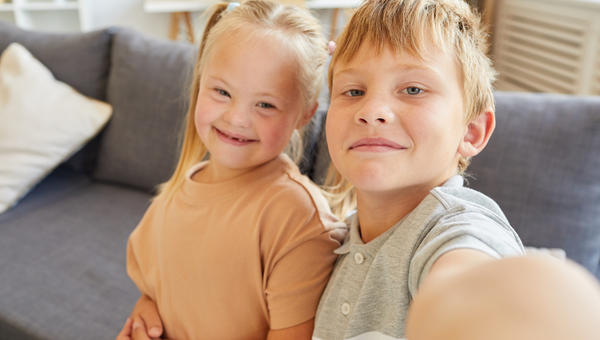 SIBLINGS