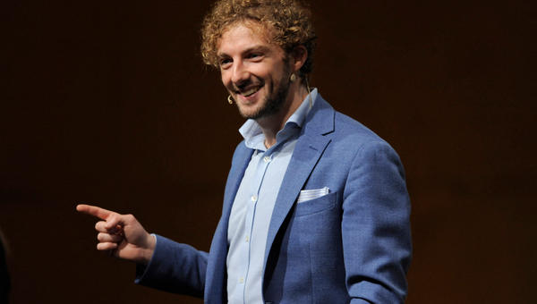 ALESSANDRO D'AVENIA
