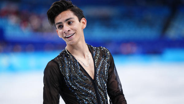 DONOVAN CARRILLO