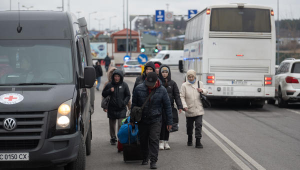 UKRAINIAN REFUGEES