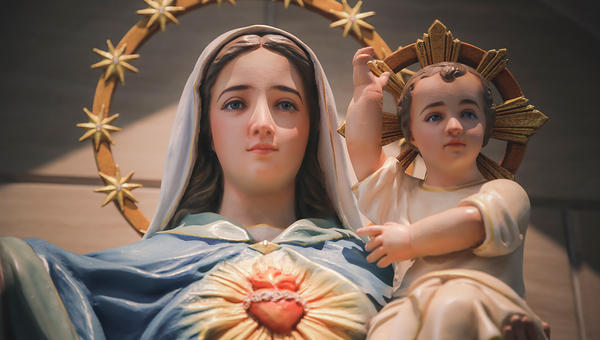 Immaculate-Heart-of-Mary-shutterstock
