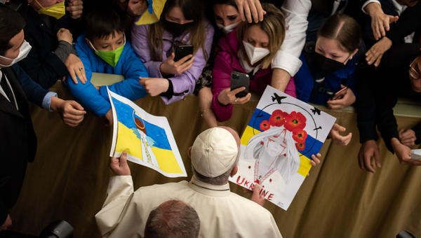 POPE-FRANCIS-AUDIENCE-Antoine-Mekary-ALETEIA