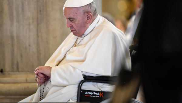 ITALY-VATICAN-RELIGION-POPE-PEACE-ROSARY-AFP