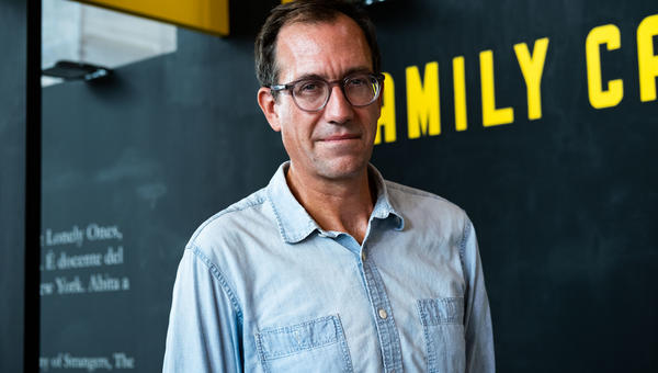 GUS POWELL, PHOTOGRAPHER