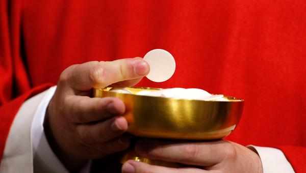 Eucaristia oferecida em Comunhão