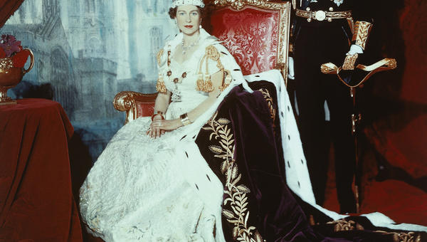 królowa Elżbieta II i książę Filip po koronacji w roku 1953